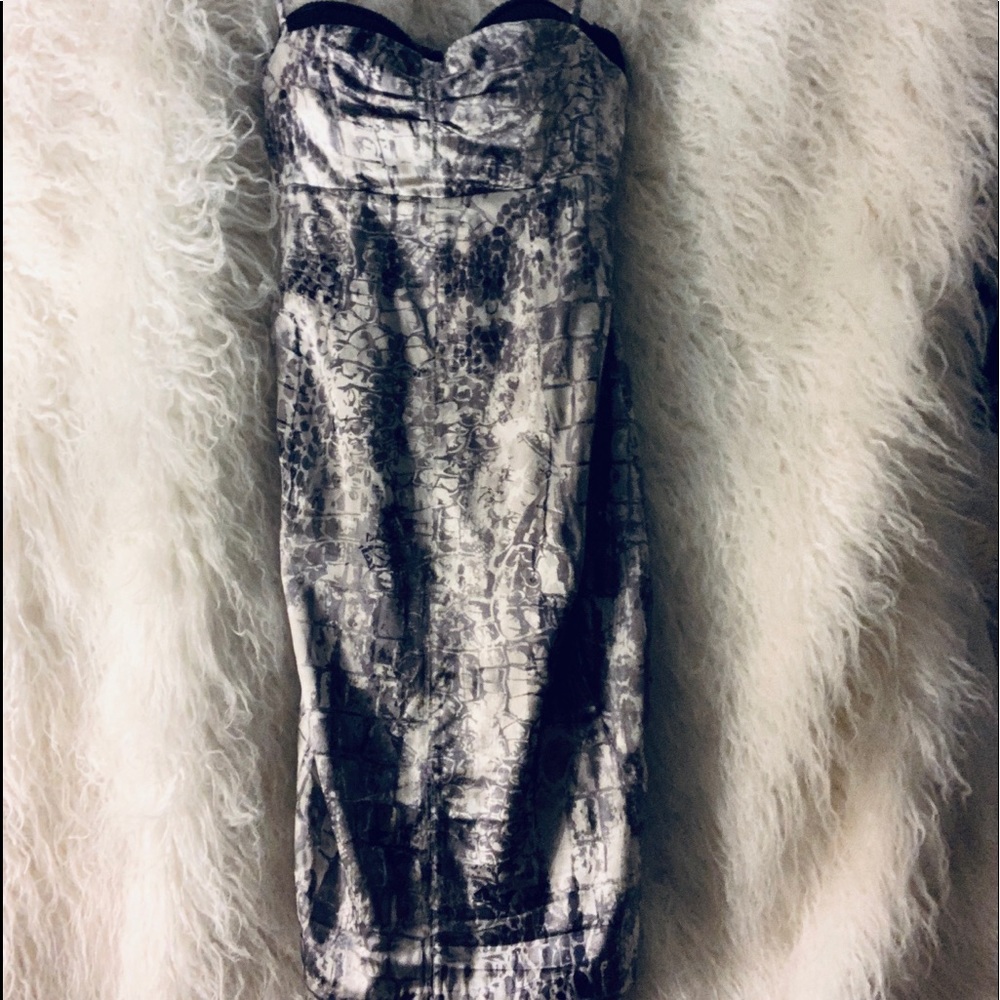 Guess by Marciano Sexy chic cocktail dress